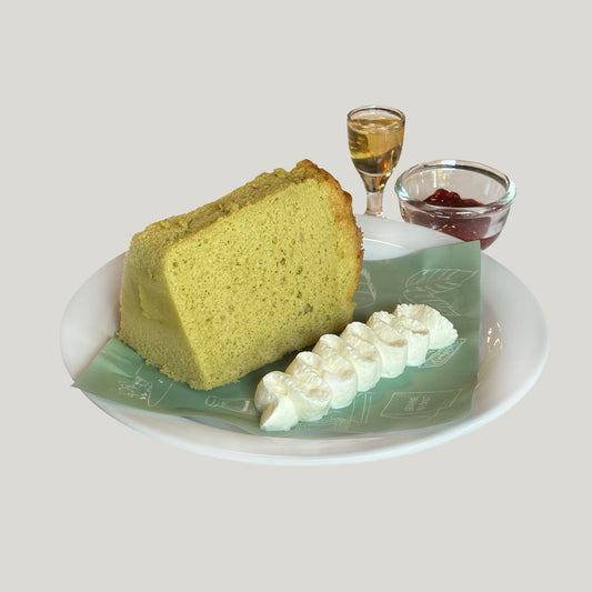 Matcha chiffon cake