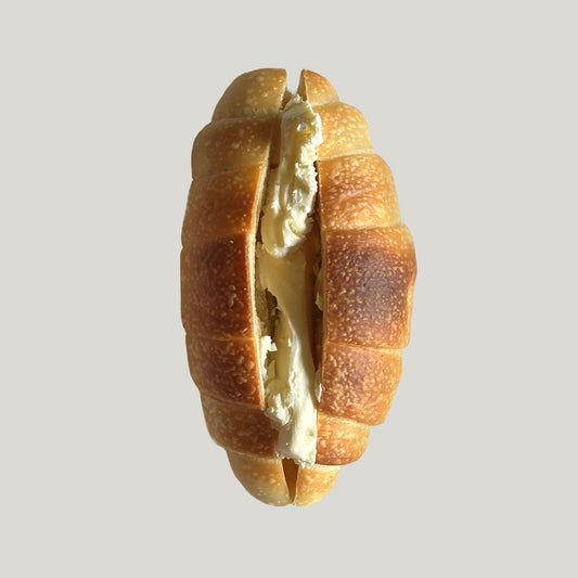 ขนมปังครีมชีส (cream cheese butter bread)